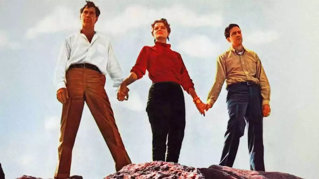 Still 2 Last Woman on Earth